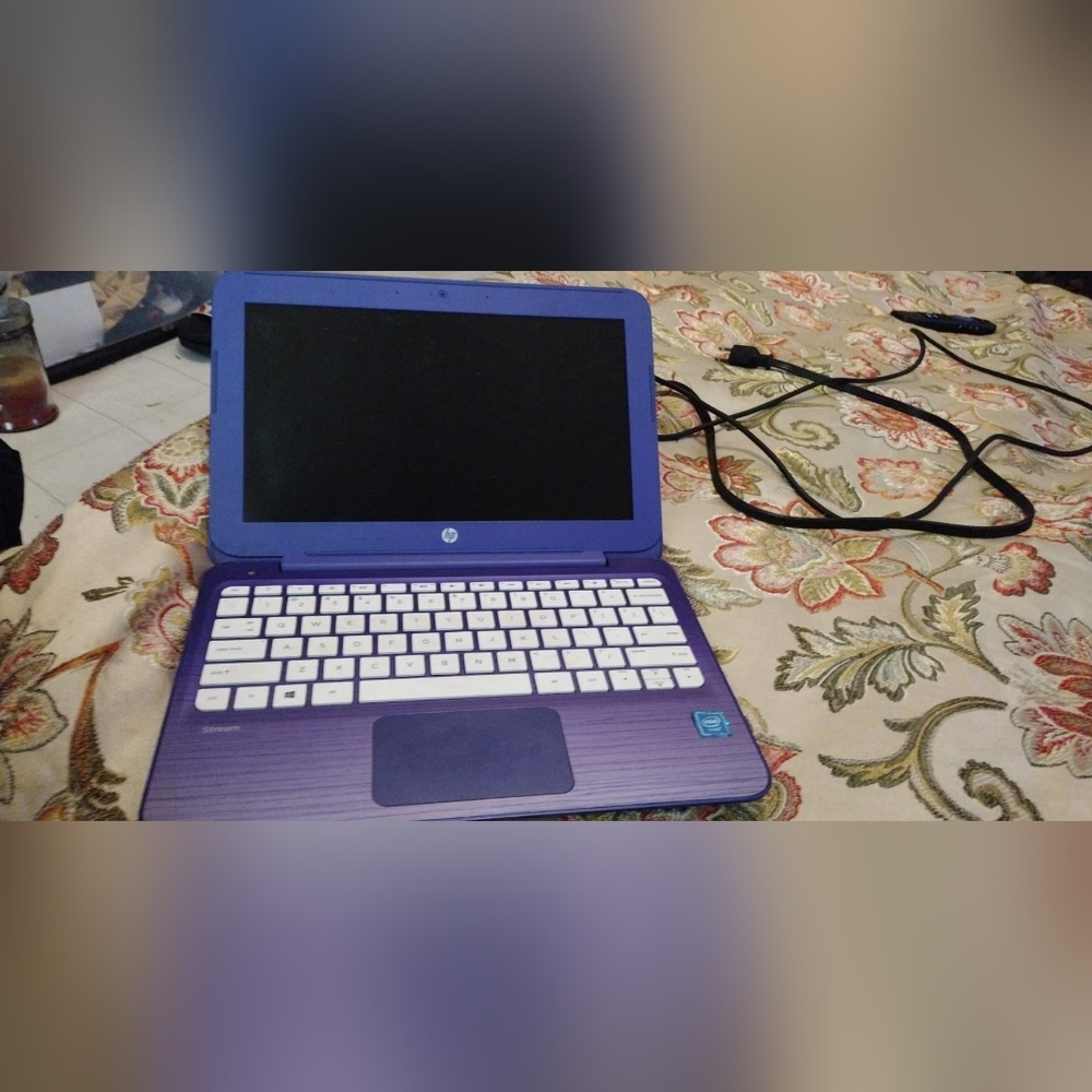 Purple HP Laptop